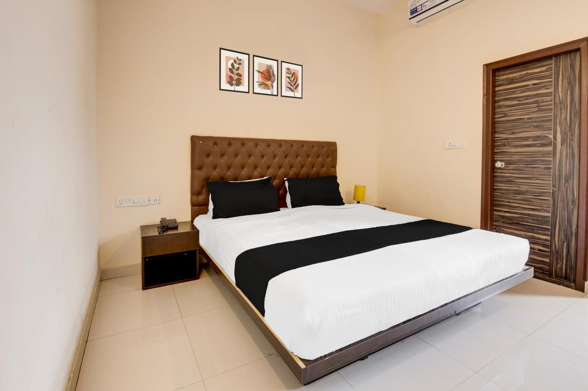 Super Townhouse Hbr Layout บังกาลอร์ ภายนอก รูปภาพ