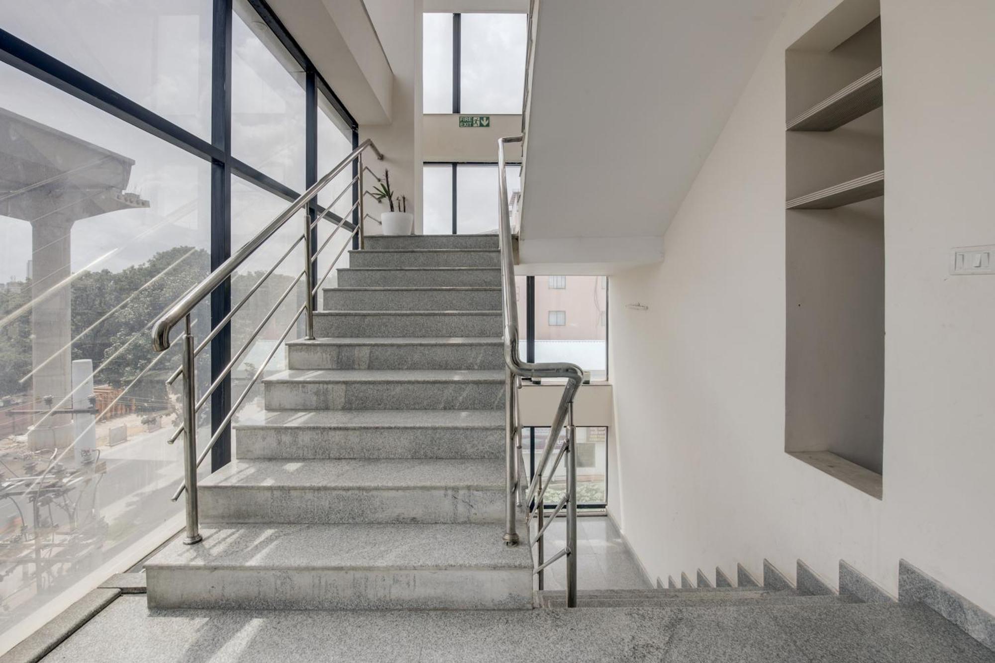Super Townhouse Hbr Layout บังกาลอร์ ภายนอก รูปภาพ
